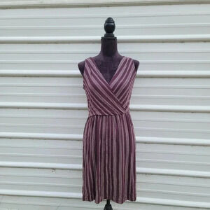 Ann Taylor Dress Womens S Maroon Purple White Sleeveless Stretch Jersey V Neck